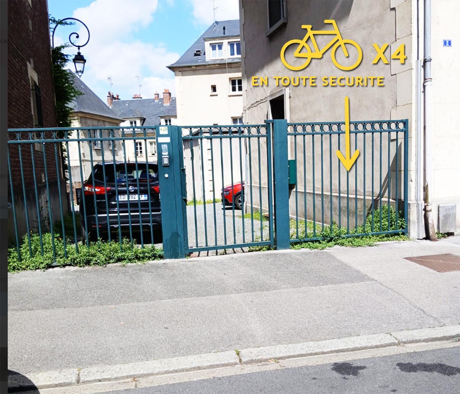 Appartement Le Cocon De La Tour -Vip-Compiegne-Hyper Centre Extérieur photo